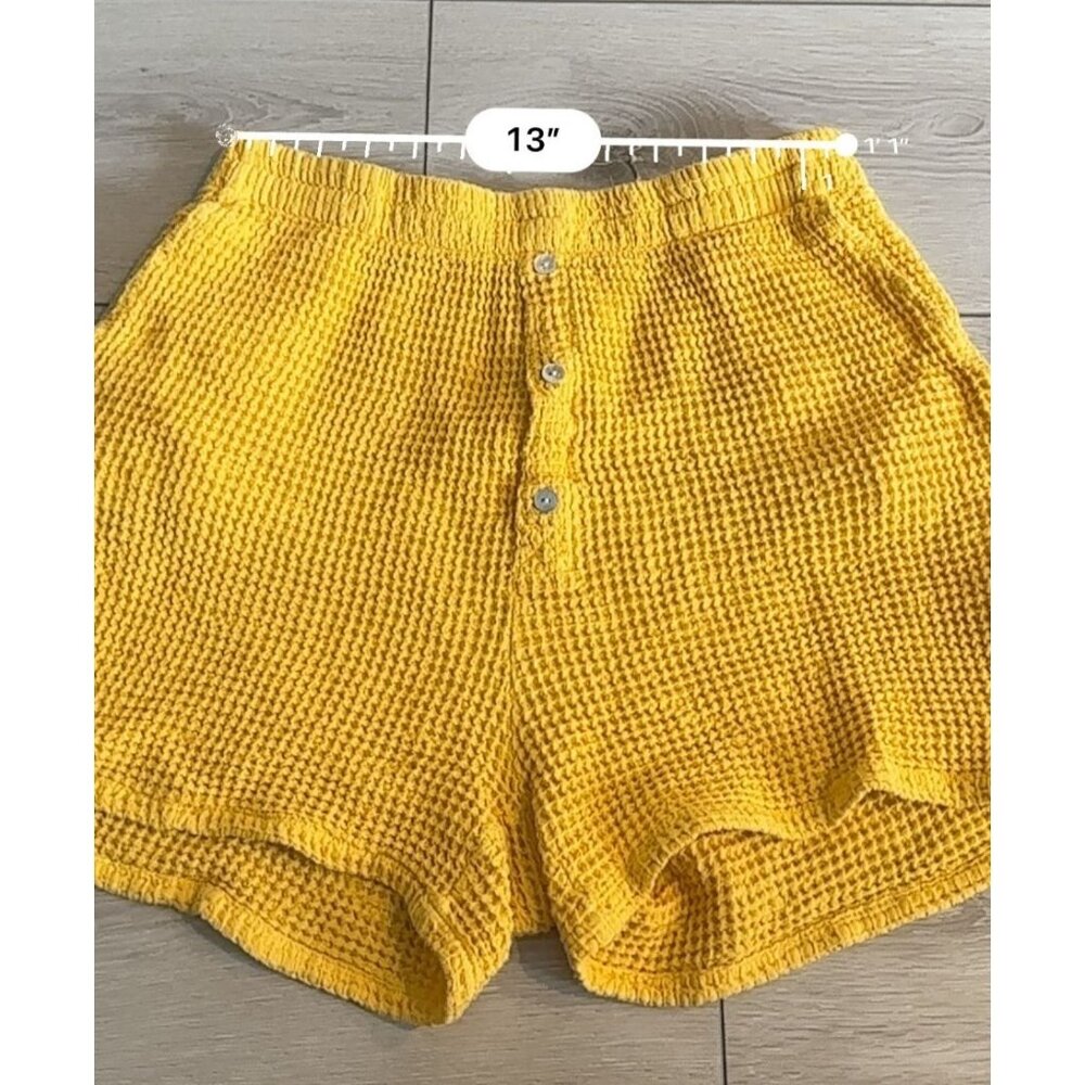 DONNI. Waffle Knit Yellow Mother Of Pearl Shorts Women's Medium M - Picture 7 of 9